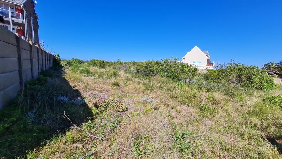  Bedroom Property for Sale in Dana Bay Western Cape